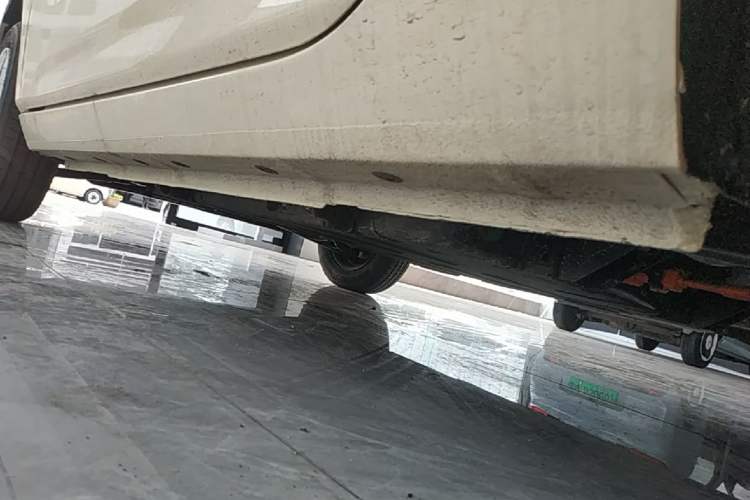 Used Geely Galaxy Panda 2025 210 km – Yuanqi Bear Left Side Sill