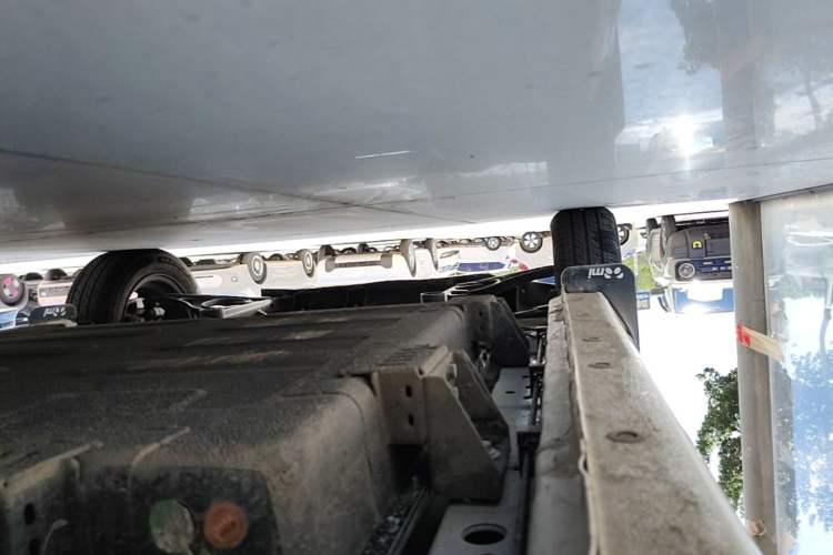Used Geely Galaxy Panda 2025 210 km – Yuanqi Bear Left Side Sill