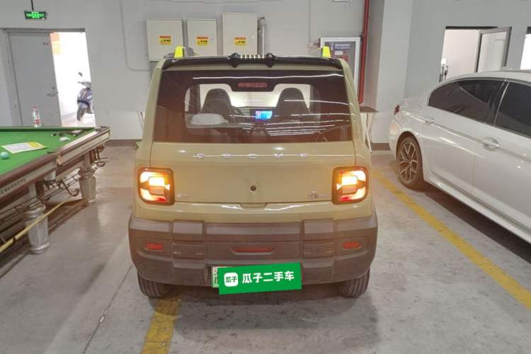 Used Geely Galaxy Panda 2025 210km Panda Rider Rear
