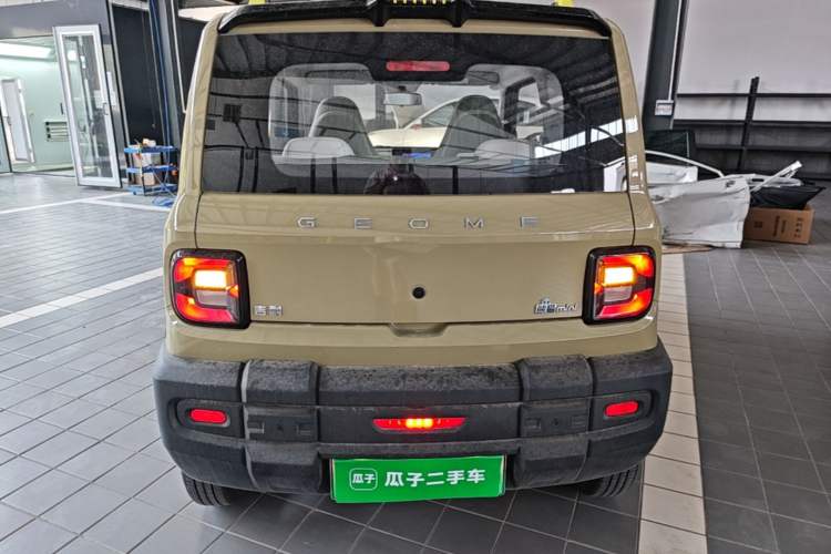 Used Geely Galaxy Panda 2025 210km Panda Rider Rear