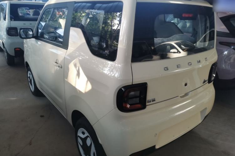 Used Geely Galaxy Panda 2025 210 km – Yuanqi Bear Rear Left 45 Deg
