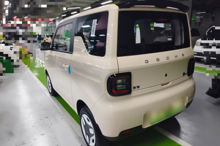 Used Geely Galaxy Panda 2025 210 km – Yuanqi Bear Rear Left 45 Deg