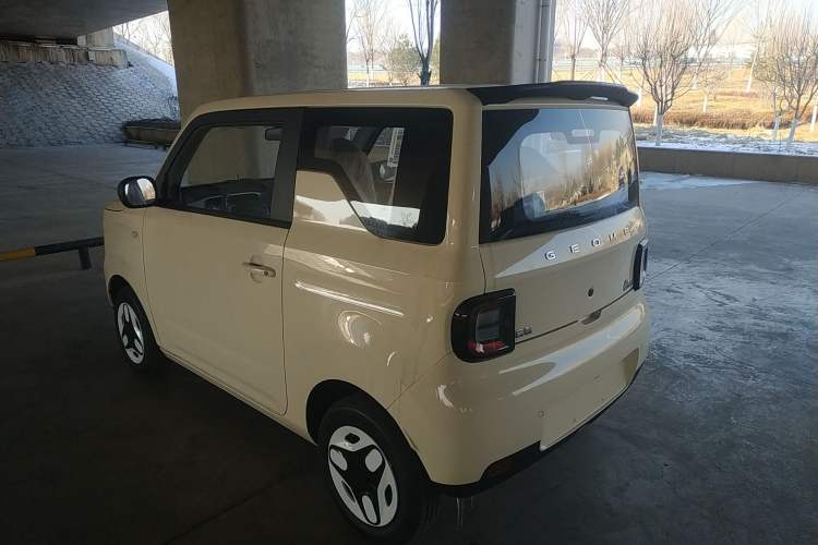 Used Geely Galaxy Panda 2025 210 km – Yuanqi Bear Rear Left 45 Deg