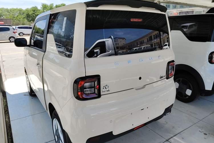 Used Geely Galaxy Panda 2025 210 km – Yuanqi Bear Rear Left 45 Deg