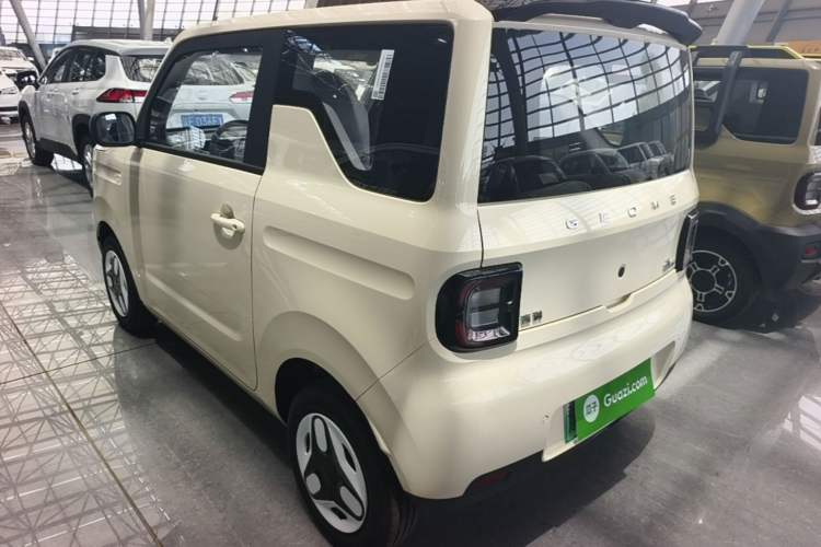 Used Geely Galaxy Panda 2025 210 km – Yuanqi Bear Rear Left 45 Deg