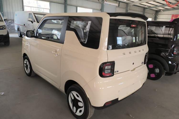 Used Geely Galaxy Panda 2025 210 km – Yuanqi Bear Rear Left 45 Deg