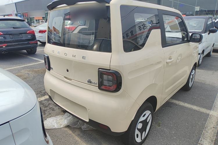Used Geely Galaxy Panda 2025 210 km – Yuanqi Bear Rear Right 45 Deg