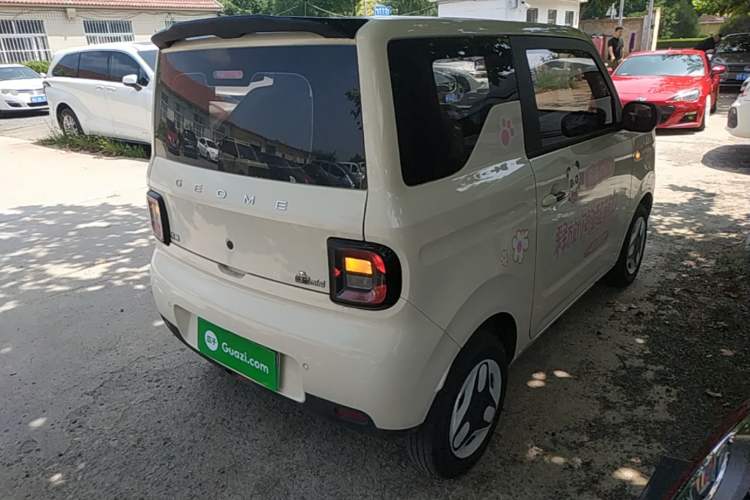 Used Geely Galaxy Panda 2025 210 km – Yuanqi Bear Rear Right 45 Deg
