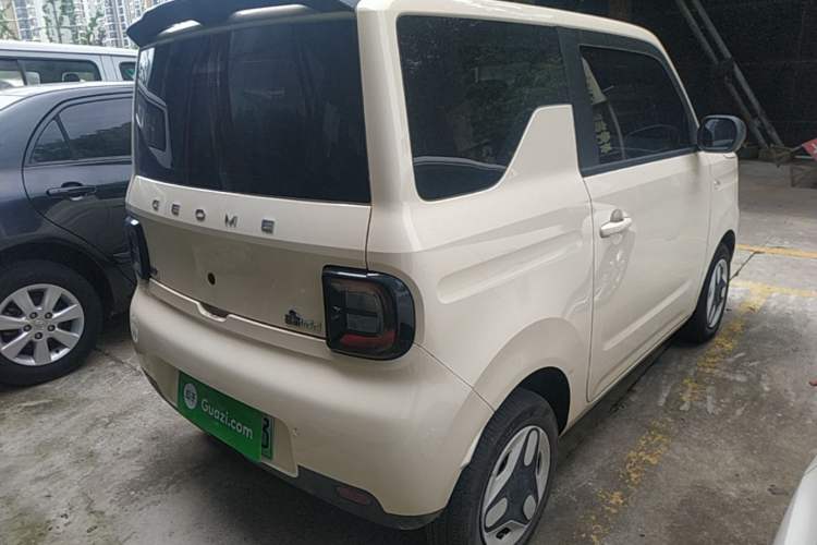 Used Geely Galaxy Panda 2025 210 km – Yuanqi Bear Rear Right 45 Deg