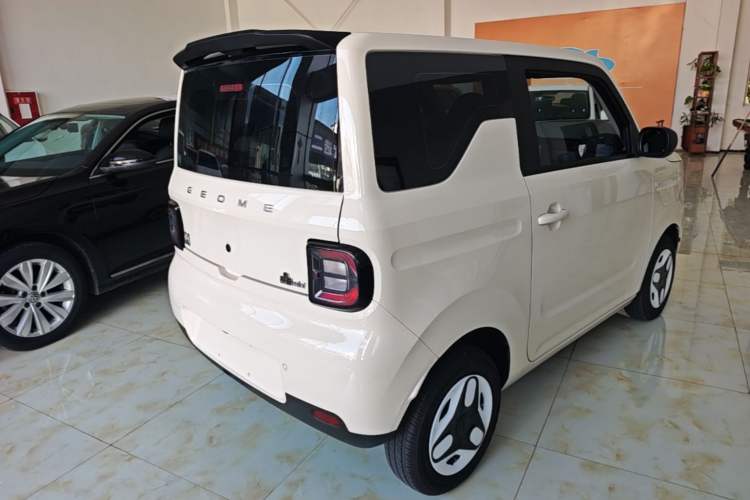 Used Geely Galaxy Panda 2025 210 km – Yuanqi Bear Rear Right 45 Deg