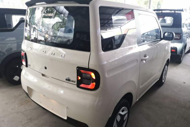 Used Geely Galaxy Panda 2025 210 km – Yuanqi Bear Rear Right 45 Deg