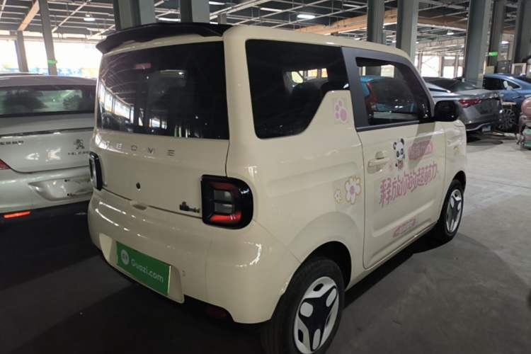 Used Geely Galaxy Panda 2025 210 km – Yuanqi Bear Rear Right 45 Deg