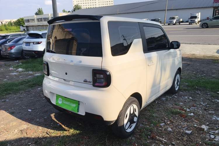 Used Geely Galaxy Panda 2025 210 km – Yuanqi Bear Rear Right 45 Deg