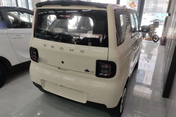 Used Geely Galaxy Panda 2025 210 km – Yuanqi Bear Rear Right 45 Deg