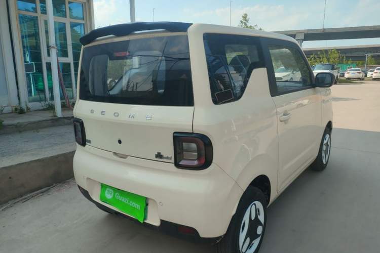 Used Geely Galaxy Panda 2025 210 km – Yuanqi Bear Rear Right 45 Deg