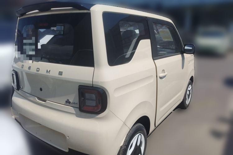 Used Geely Galaxy Panda 2025 210 km – Yuanqi Bear Rear Right 45 Deg