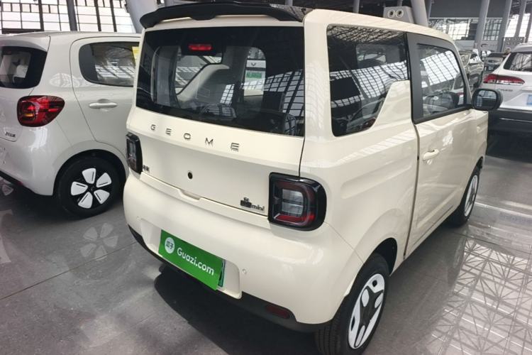 Used Geely Galaxy Panda 2025 210 km – Yuanqi Bear Rear Right 45 Deg