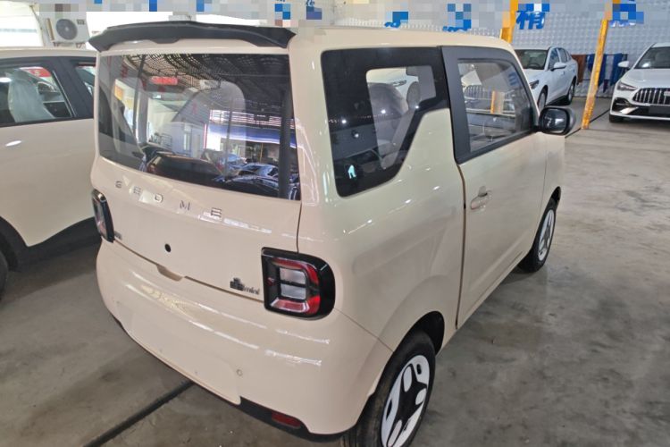 Used Geely Galaxy Panda 2025 210 km – Yuanqi Bear Rear Right 45 Deg