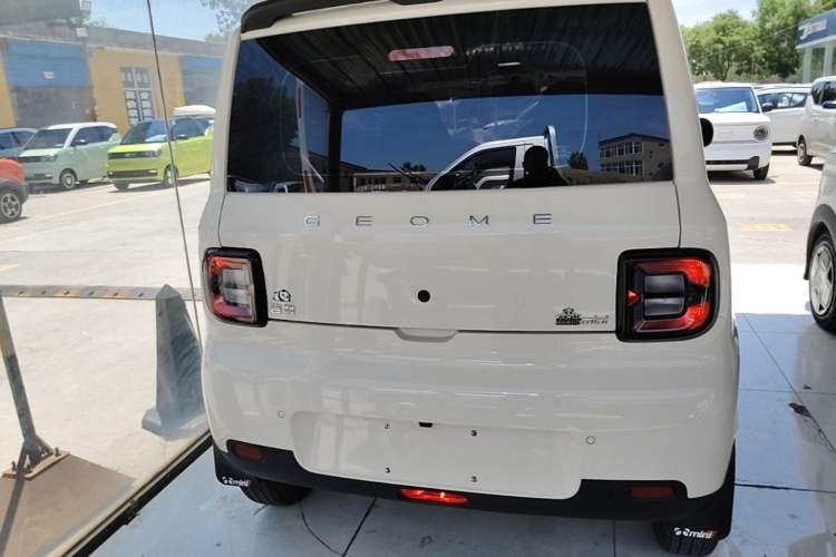 Used Geely Galaxy Panda 2025 210 km – Yuanqi Bear Rear