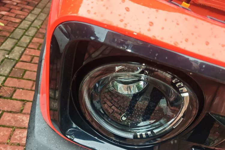Used Geely Galaxy Panda 2025 210km Panda Rider Right Front Headlight