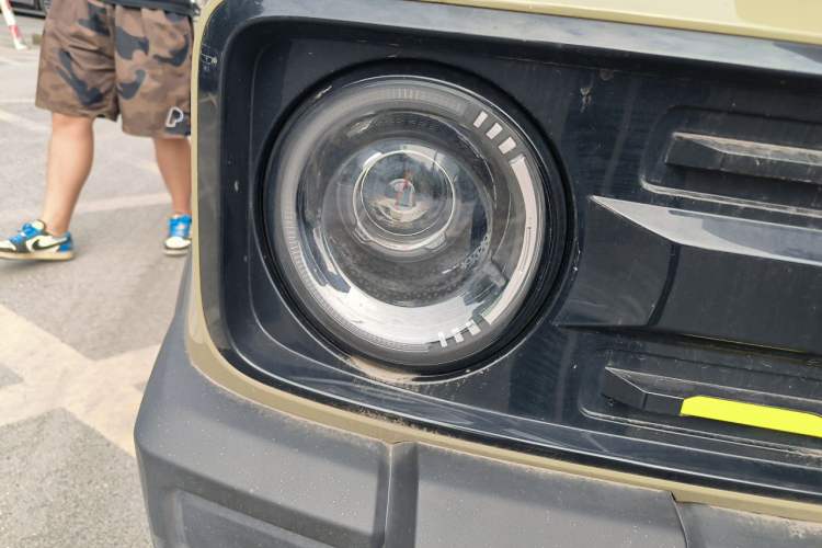 Used Geely Galaxy Panda 2025 210km Panda Rider Right Front Headlight
