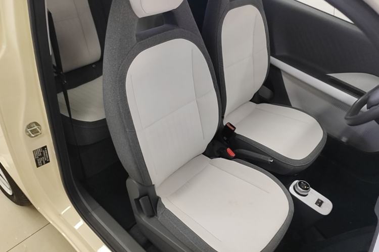 Used Geely Galaxy Panda 2025 210km Panda Kart Right Front Seat