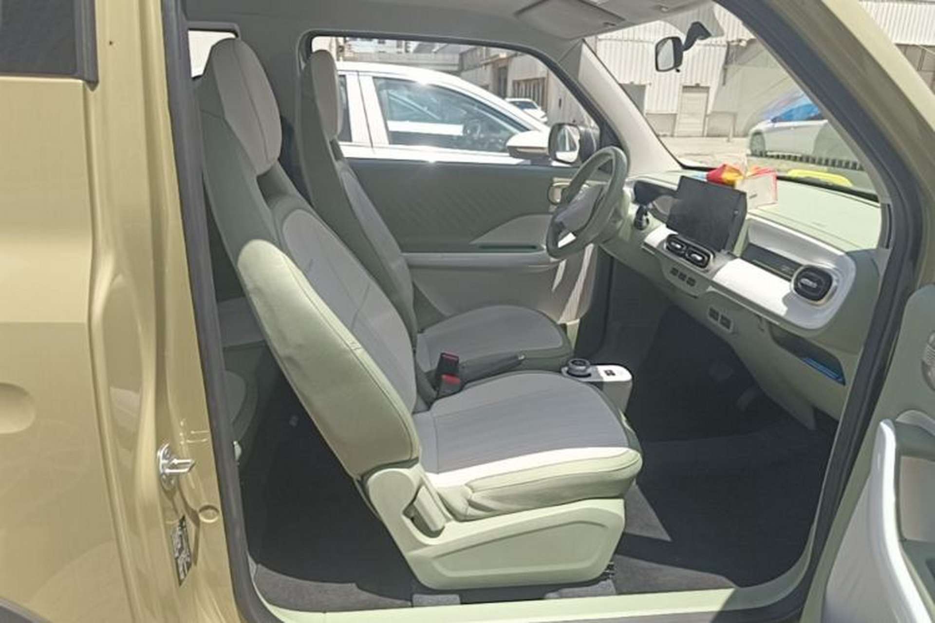 Used Geely Galaxy Panda 2025 210km Panda Kart Right Front Seat