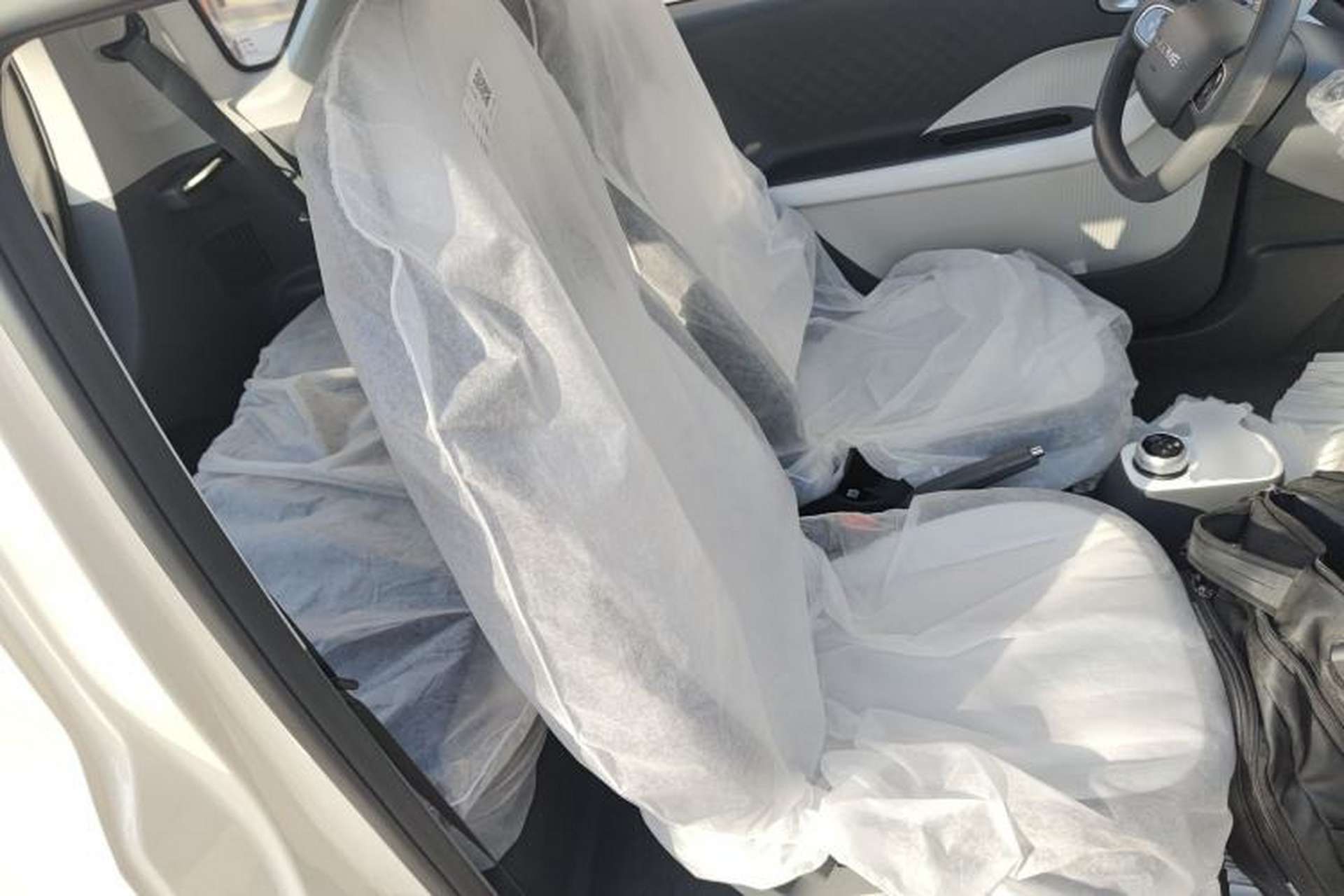 Used Geely Galaxy Panda 2025 210 km – Yuanqi Bear Right Front Seat