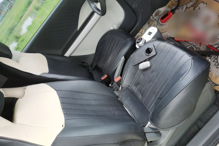 Used Geely Galaxy Panda 2025 210 km – Yuanqi Bear Right Front Seat