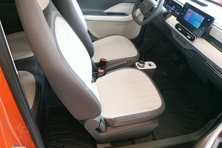 Used Geely Galaxy Panda 2025 210km Panda Rider Right Front Seat