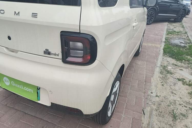 Used Geely Galaxy Panda 2025 210 km – Yuanqi Bear Right Rear Taillight