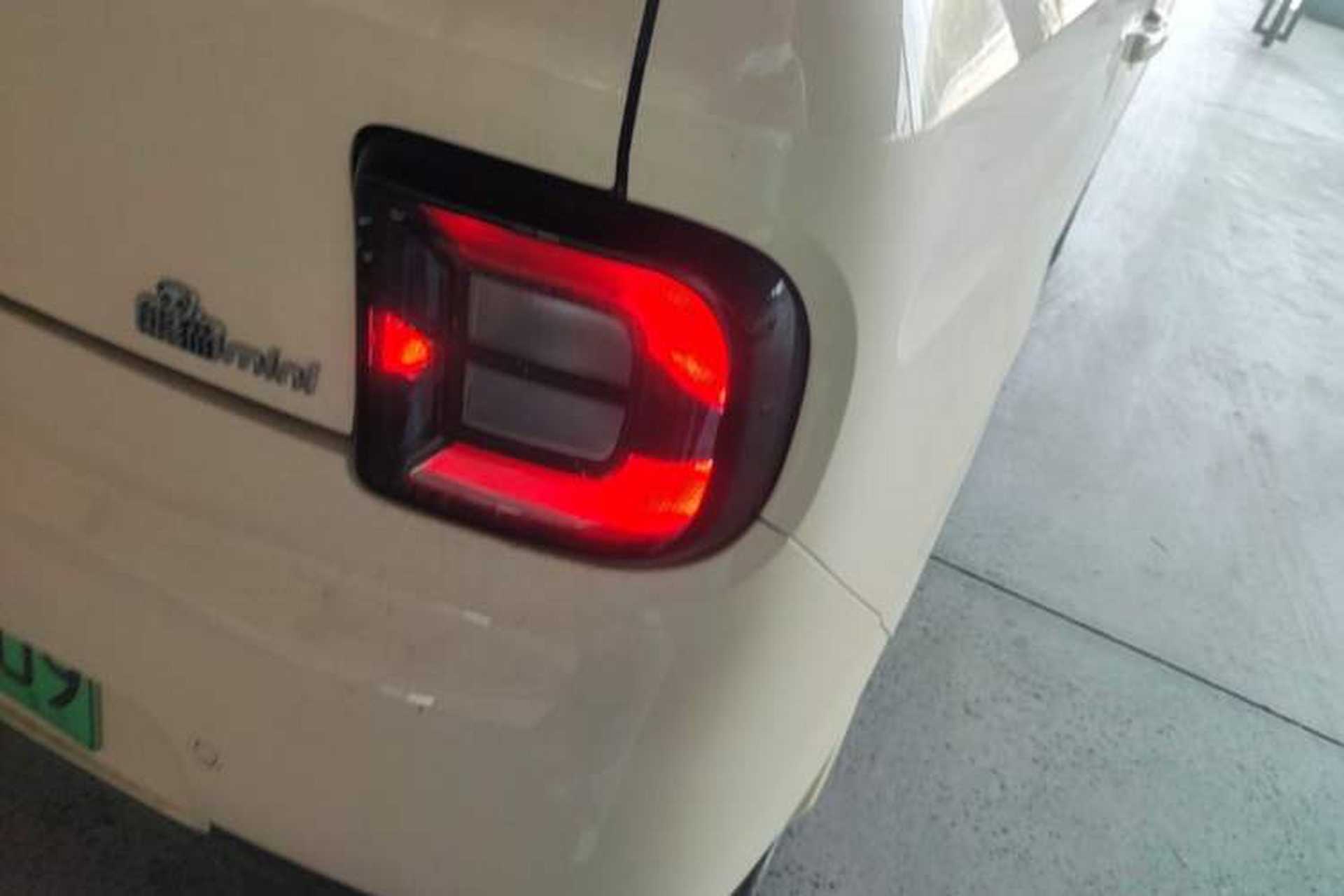 Used Geely Galaxy Panda 2025 210 km – Yuanqi Bear Right Rear Taillight