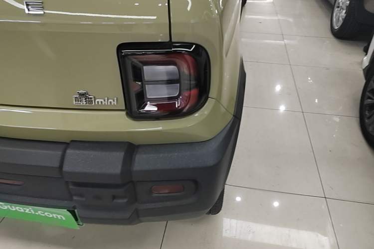 Used Geely Galaxy Panda 2025 210km Panda Rider Right Rear Taillight