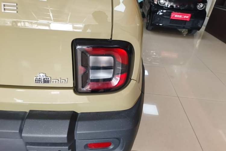 Used Geely Galaxy Panda 2025 210km Panda Kart Right Rear Taillight