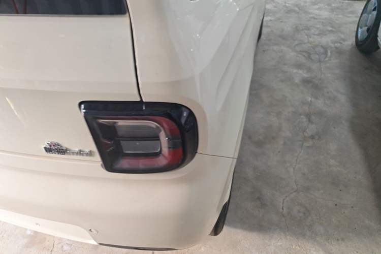 Used Geely Galaxy Panda 2025 210 km – Yuanqi Bear Right Rear Taillight