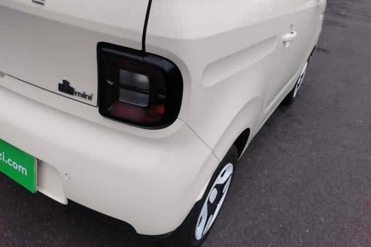 Used Geely Galaxy Panda 2025 210 km – Yuanqi Bear Right Rear Taillight