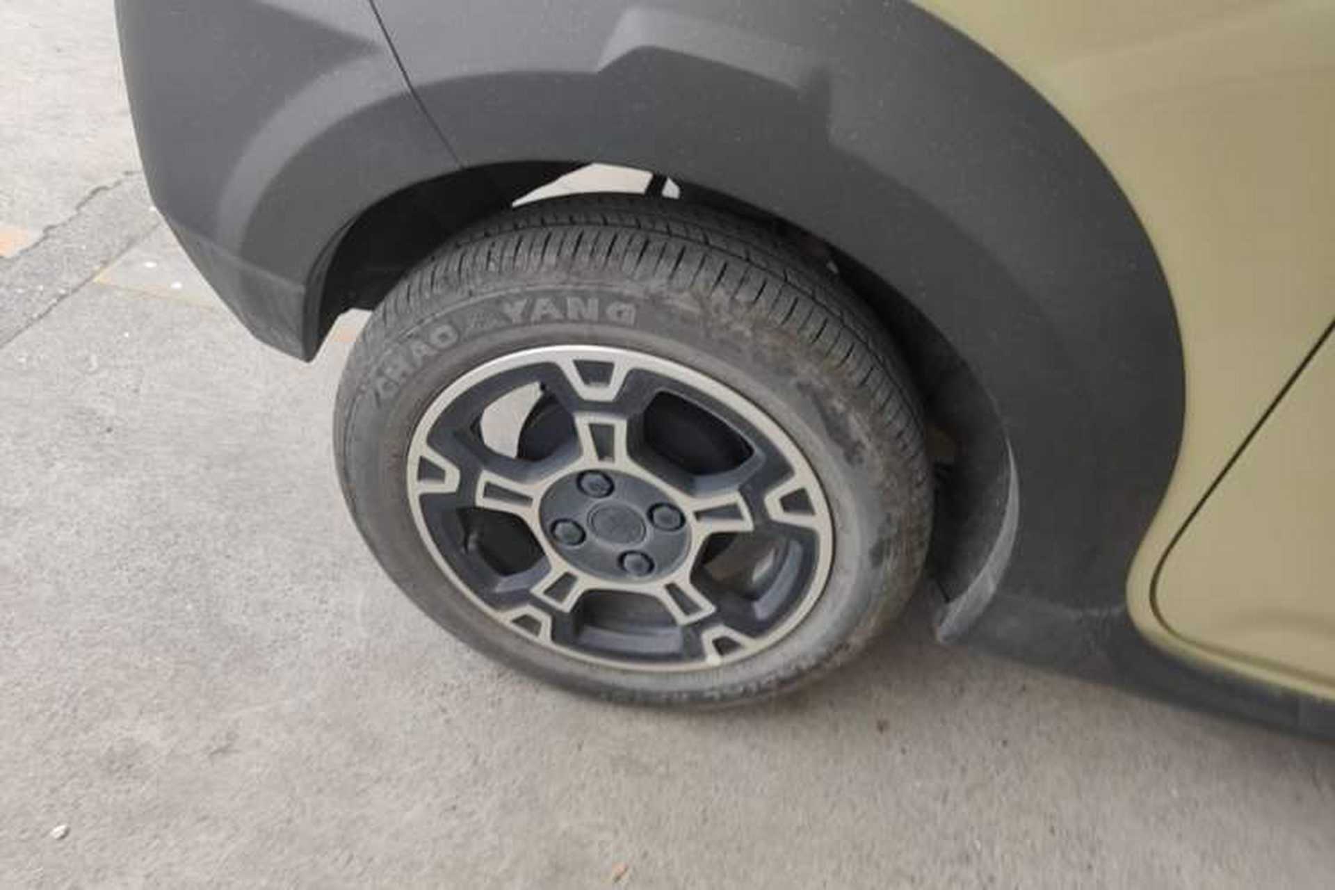 Used Geely Galaxy Panda 2025 210km Panda Rider Right Rear Wheel Hub