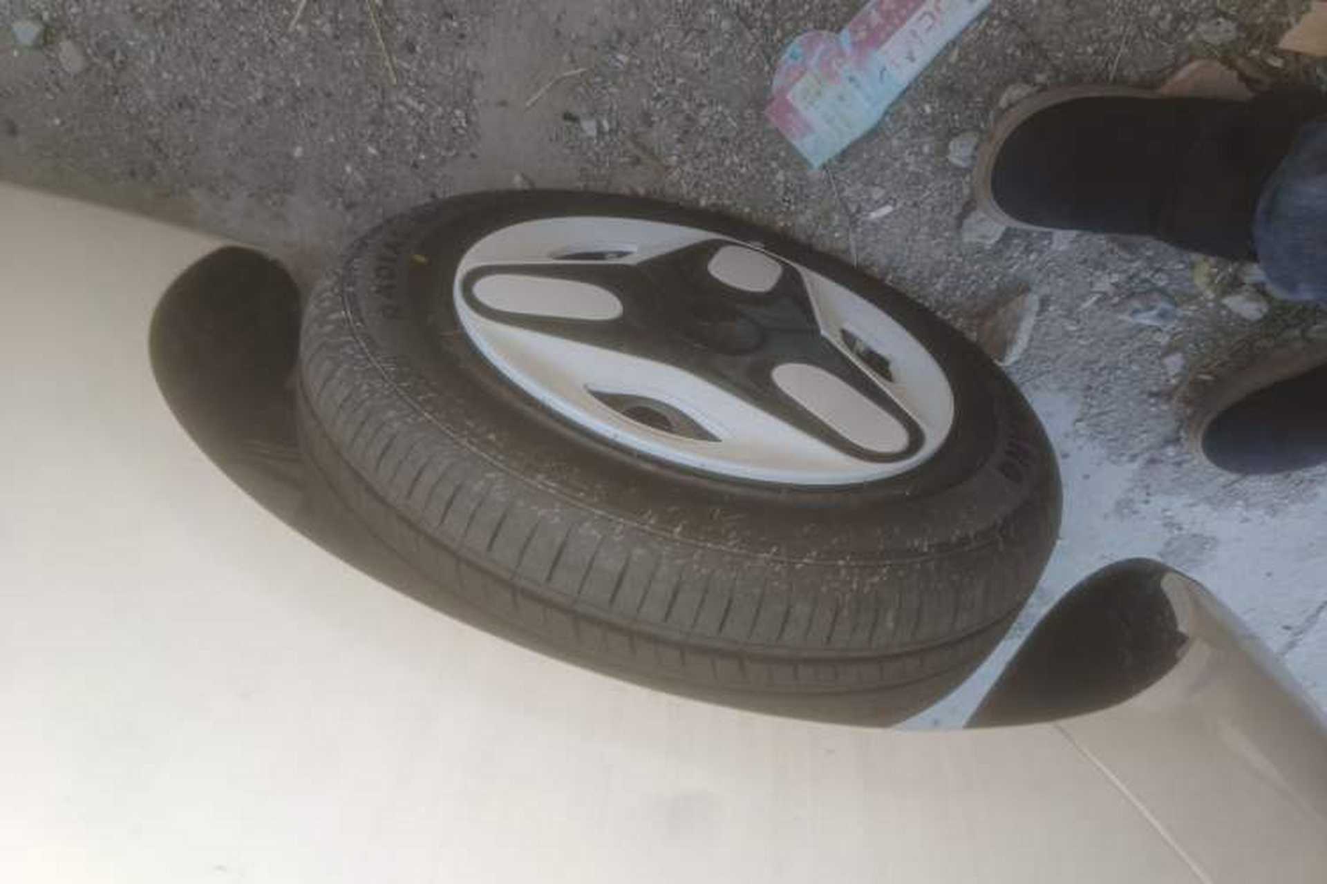 Used Geely Galaxy Panda 2025 210 km – Yuanqi Bear Right Rear Wheel Hub