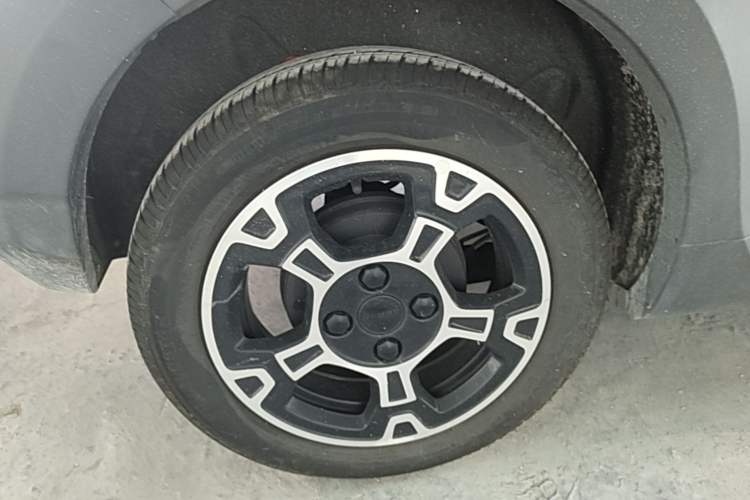 Used Geely Galaxy Panda 2025 210km Panda Rider Right Rear Wheel Hub