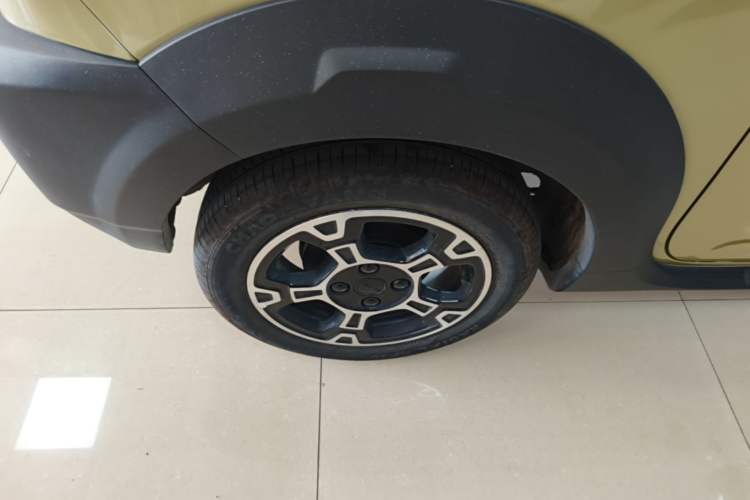 Used Geely Galaxy Panda 2025 210km Panda Kart Right Rear Wheel Hub