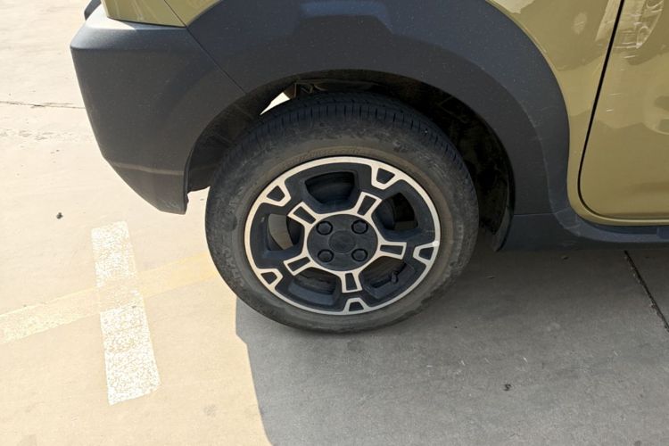 Used Geely Galaxy Panda 2025 210km Panda Rider Right Rear Wheel Hub