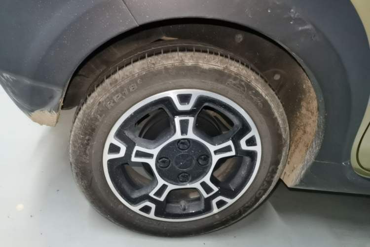 Used Geely Galaxy Panda 2025 210km Panda Rider Right Rear Wheel Hub