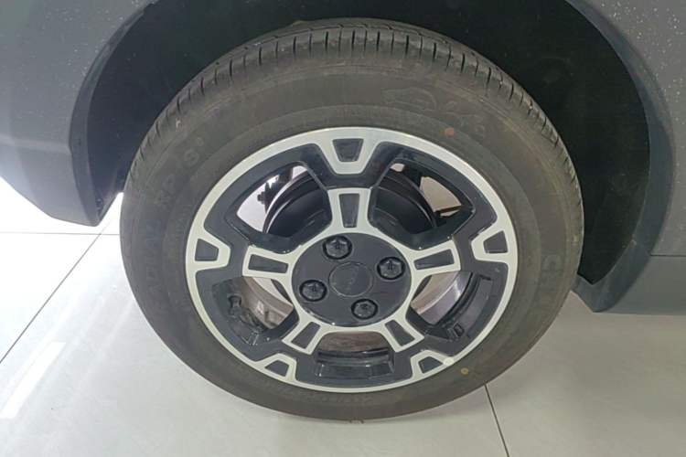 Used Geely Galaxy Panda 2025 210km Panda Rider Right Rear Wheel Hub