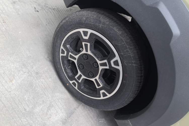 Used Geely Galaxy Panda 2025 210km Panda Rider Right Rear Wheel Hub