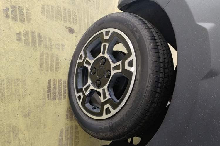 Used Geely Galaxy Panda 2025 210km Panda Rider Right Rear Wheel Hub