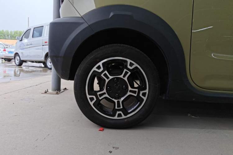 Used Geely Galaxy Panda 2025 210km Panda Rider Right Rear Wheel Hub