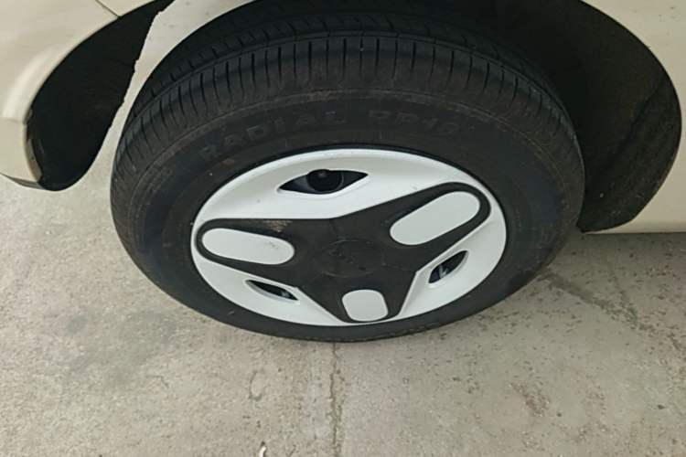 Used Geely Galaxy Panda 2025 210 km – Yuanqi Bear Right Rear Wheel Hub
