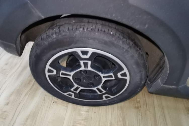Used Geely Galaxy Panda 2025 210km Panda Rider Right Rear Wheel Hub