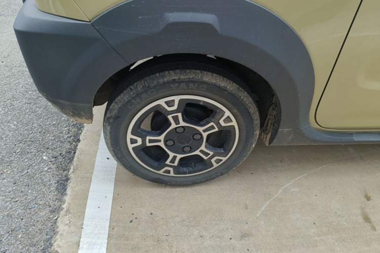 Used Geely Galaxy Panda 2025 210km Panda Rider Right Rear Wheel Hub