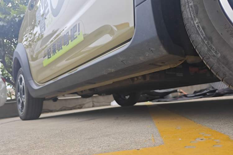 Used Geely Galaxy Panda 2025 210km Panda Rider Right Side Sill